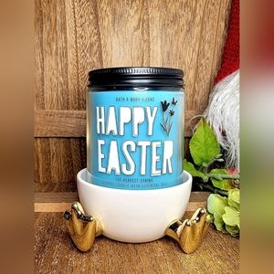 B&BW Easter Egg w/ Leggs Single Wick Candle Holder